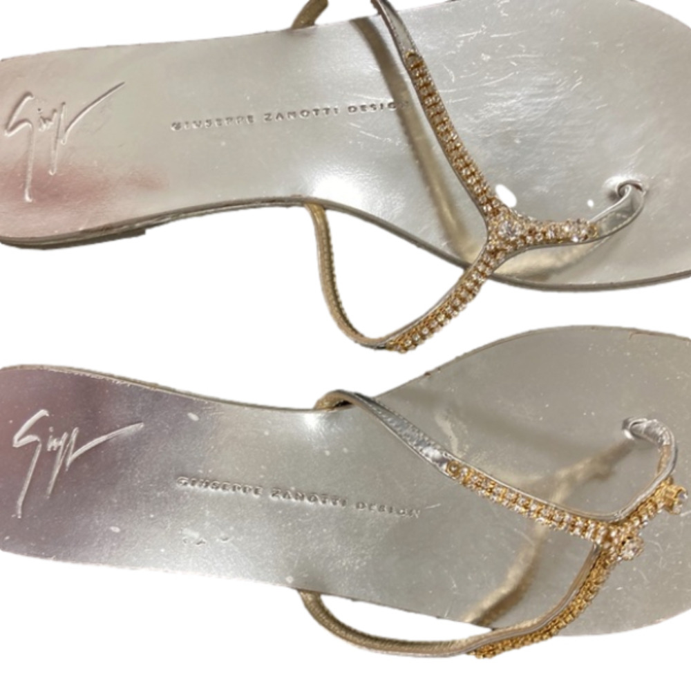 Giuseppe sandals